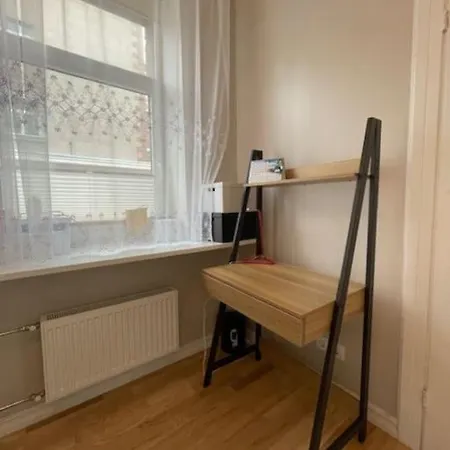 Lovely Kalamaja Apartment, Up To Four 탈린